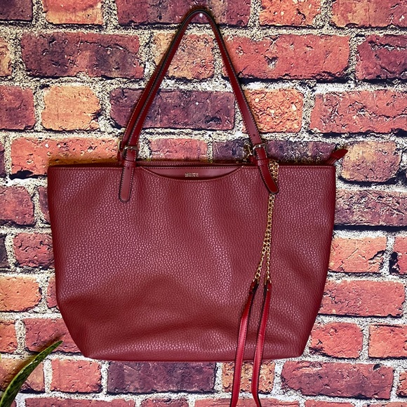 Roots Handbags - Roots Deep Red Faux Leather Oversized Compartment Tote with Shoulder Strap.